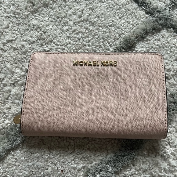 Michael Kors Handbags - Michael Kors pink leather wallet card holder snap button coin pocket